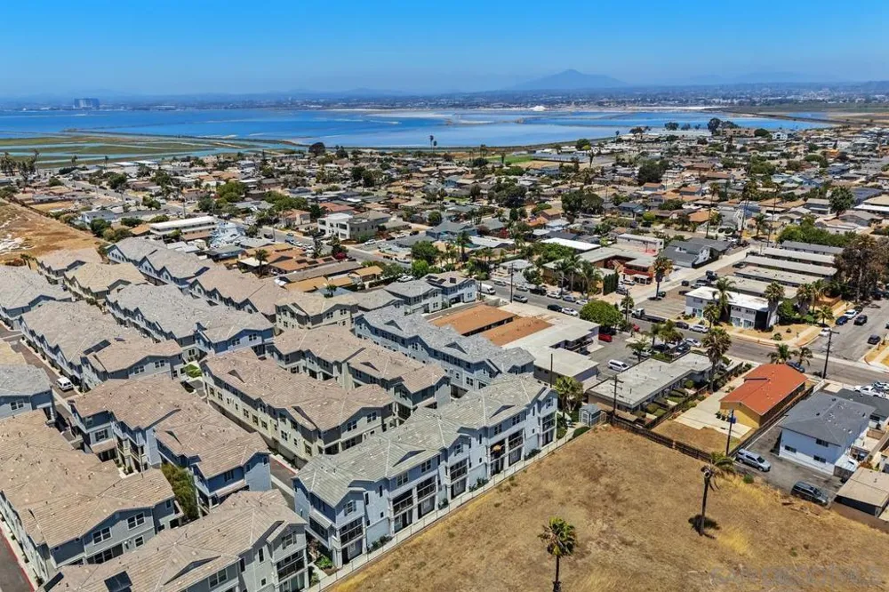523 Sandpiper Way Imperial Beach, CA 91932