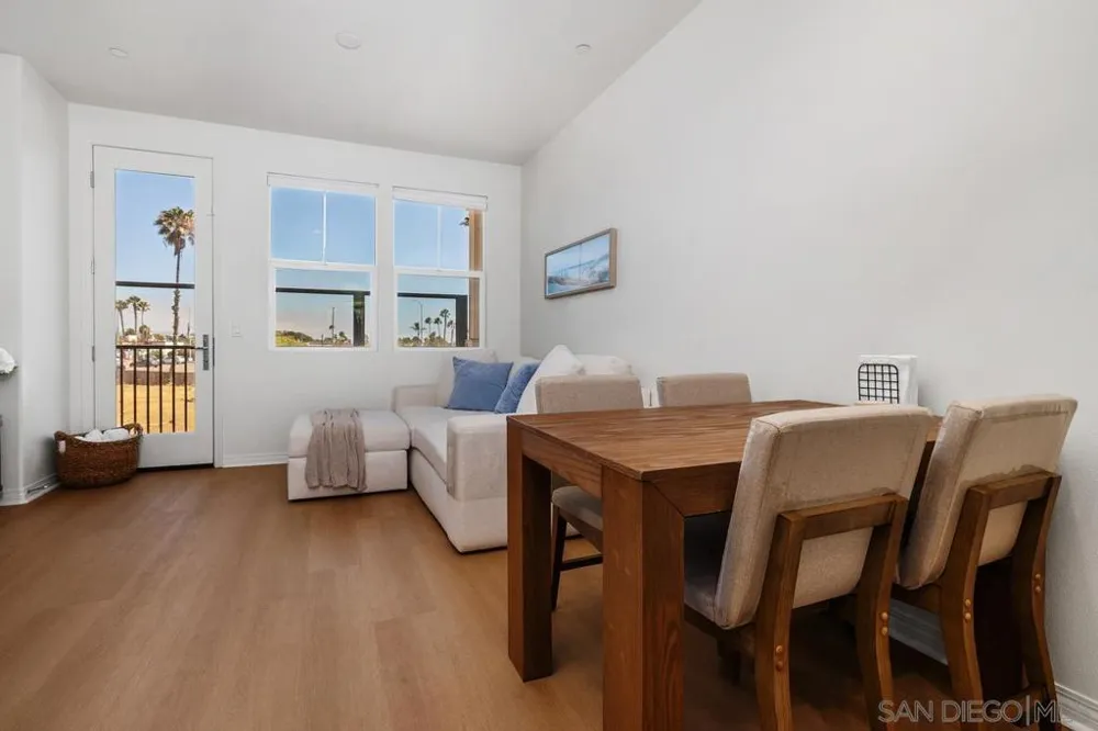 523 Sandpiper Way Imperial Beach, CA 91932