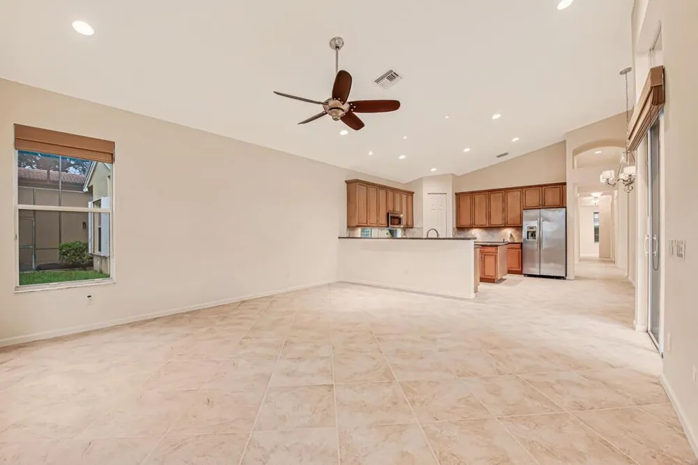 7911 Ferndale Bend Drive Lake Worth, FL 33467