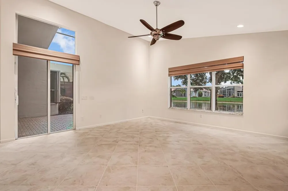 7911 Ferndale Bend Drive Lake Worth, FL 33467