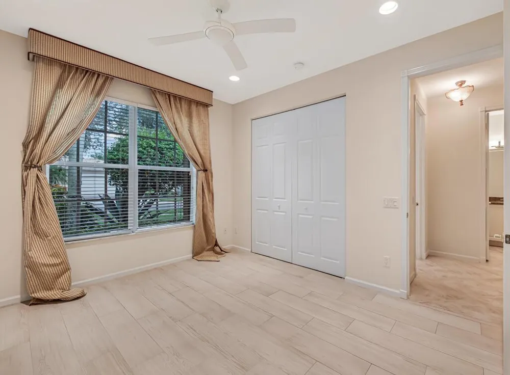 7911 Ferndale Bend Drive Lake Worth, FL 33467
