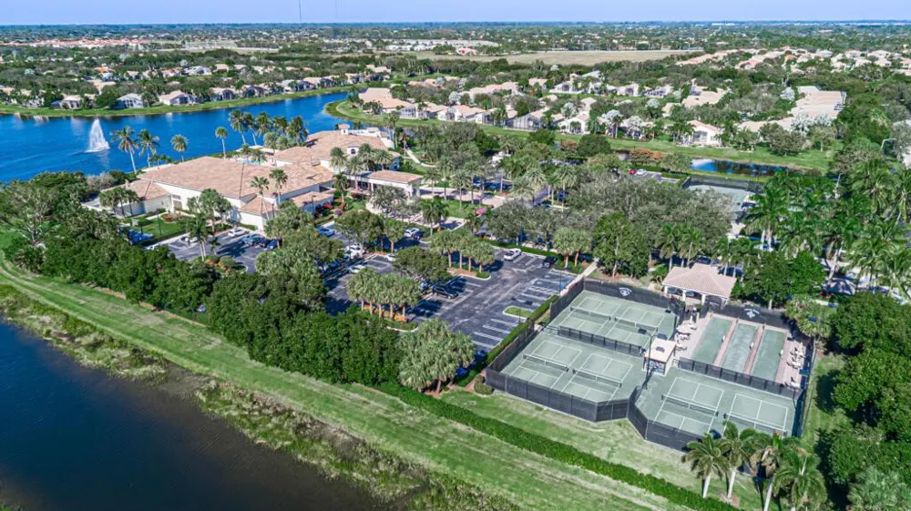 7911 Ferndale Bend Drive Lake Worth, FL 33467