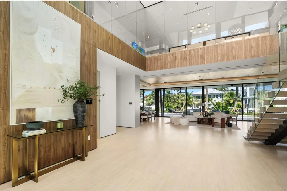 600 Solar Isle Drive Fort Lauderdale, FL 33301