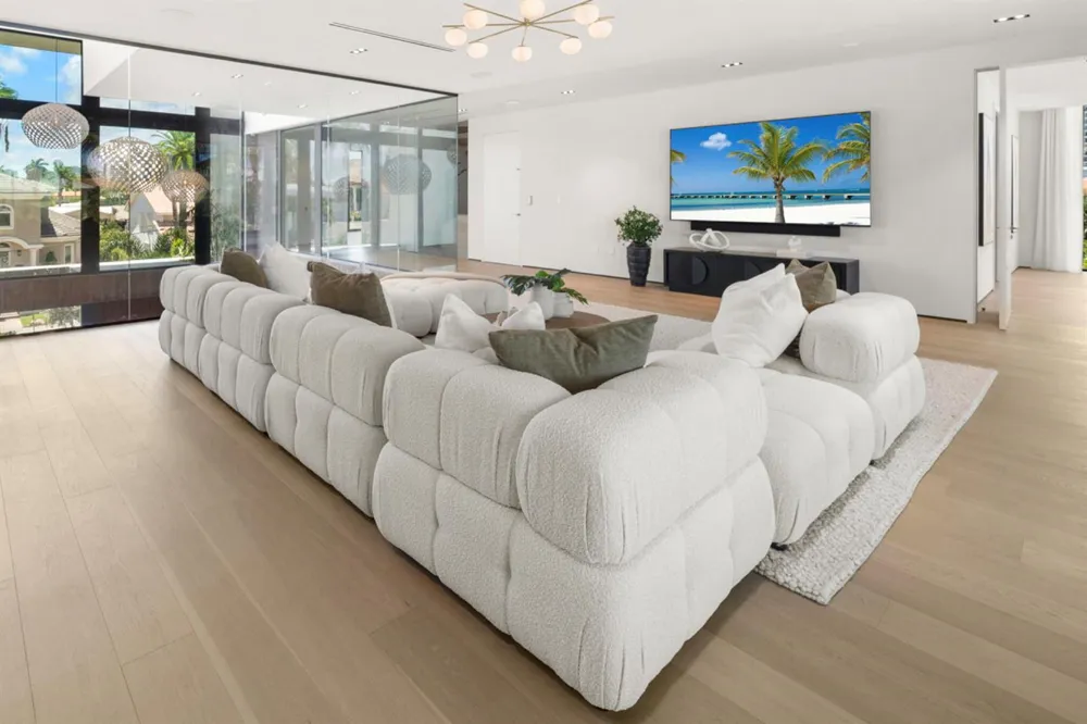 600 Solar Isle Drive Fort Lauderdale, FL 33301