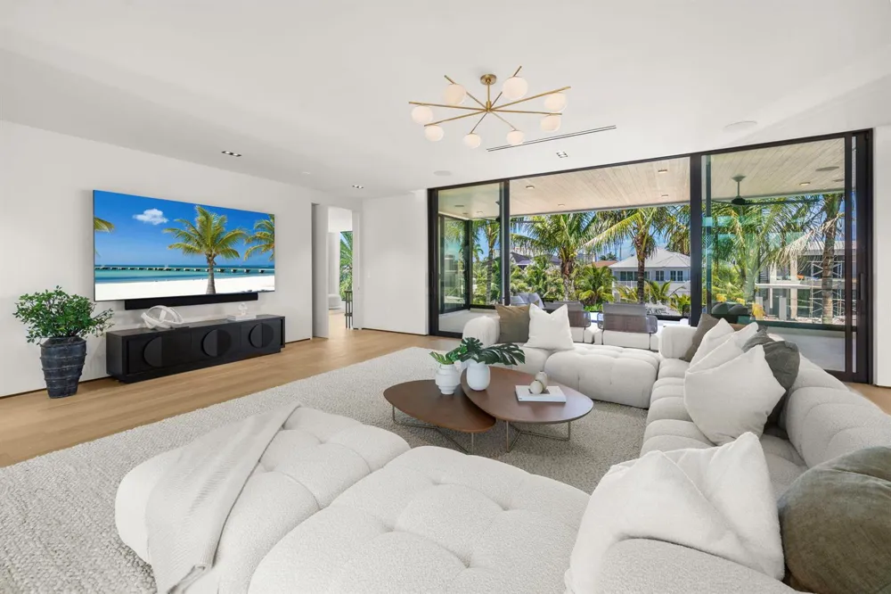 600 Solar Isle Drive Fort Lauderdale, FL 33301