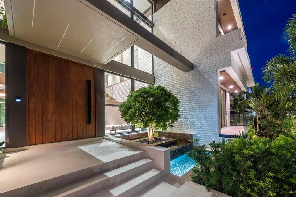 600 Solar Isle Drive Fort Lauderdale, FL 33301