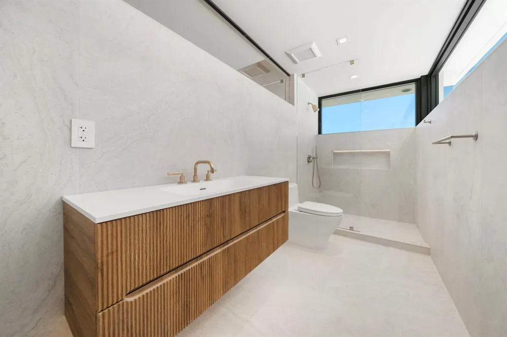 600 Solar Isle Drive Fort Lauderdale, FL 33301