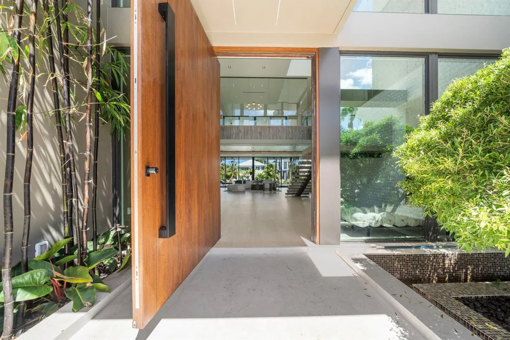 600 Solar Isle Drive Fort Lauderdale, FL 33301