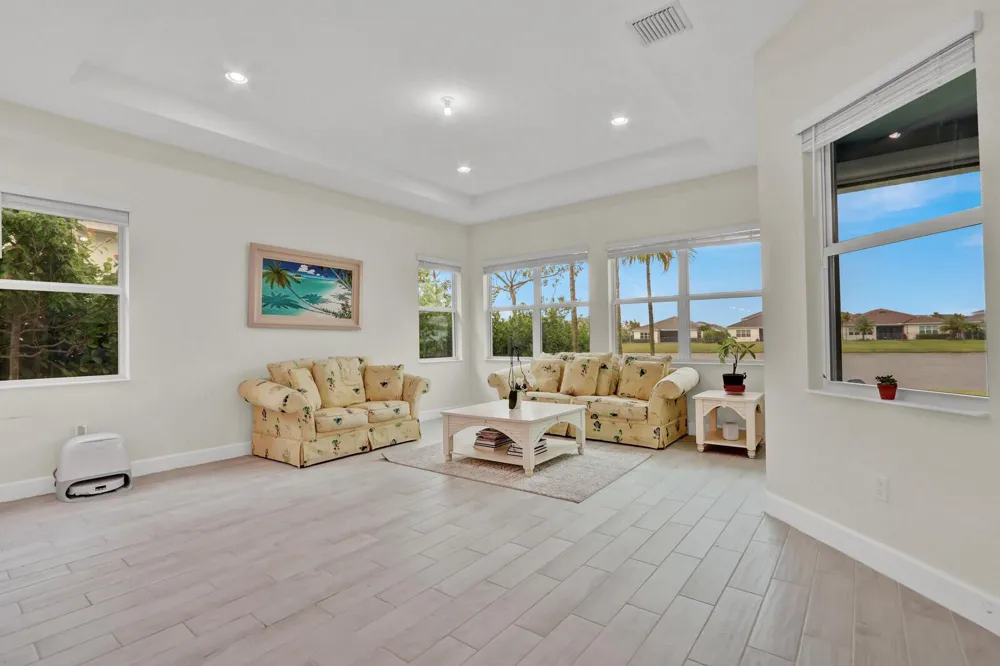 4941 Liberty Lane Westlake, FL 33470