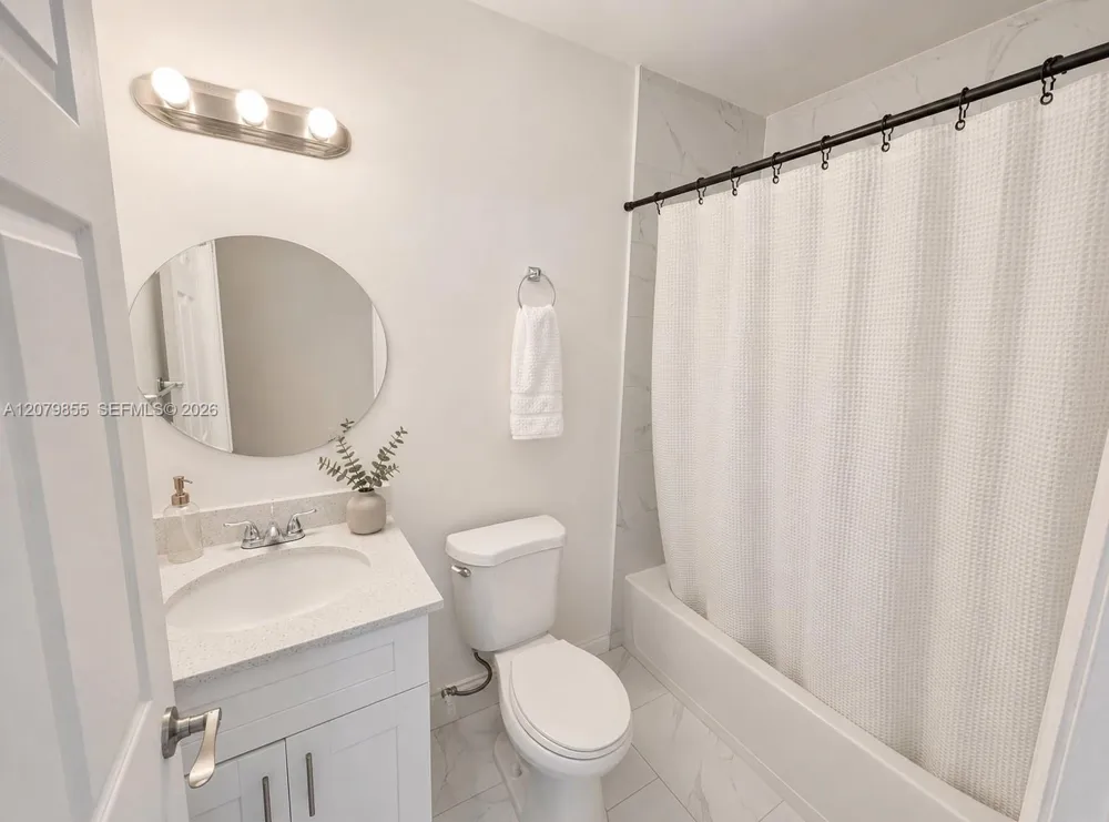 529 NW 16th Ave Fort Lauderdale, FL 33311