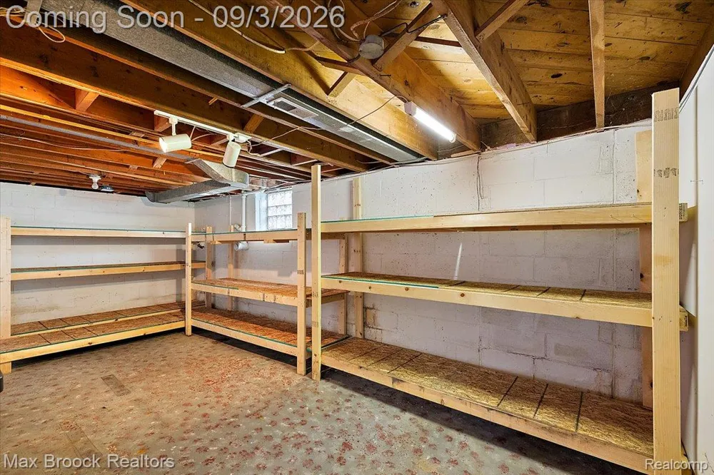 1930 Lake Pointe Drive Brandon Charter Township, MI 48462