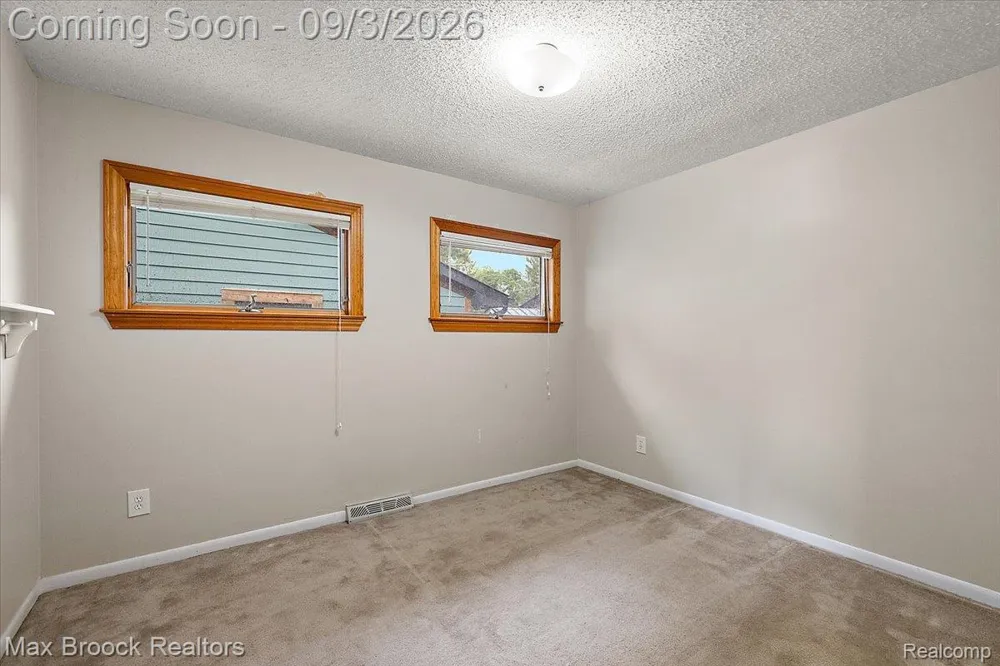 1930 Lake Pointe Drive Brandon Charter Township, MI 48462