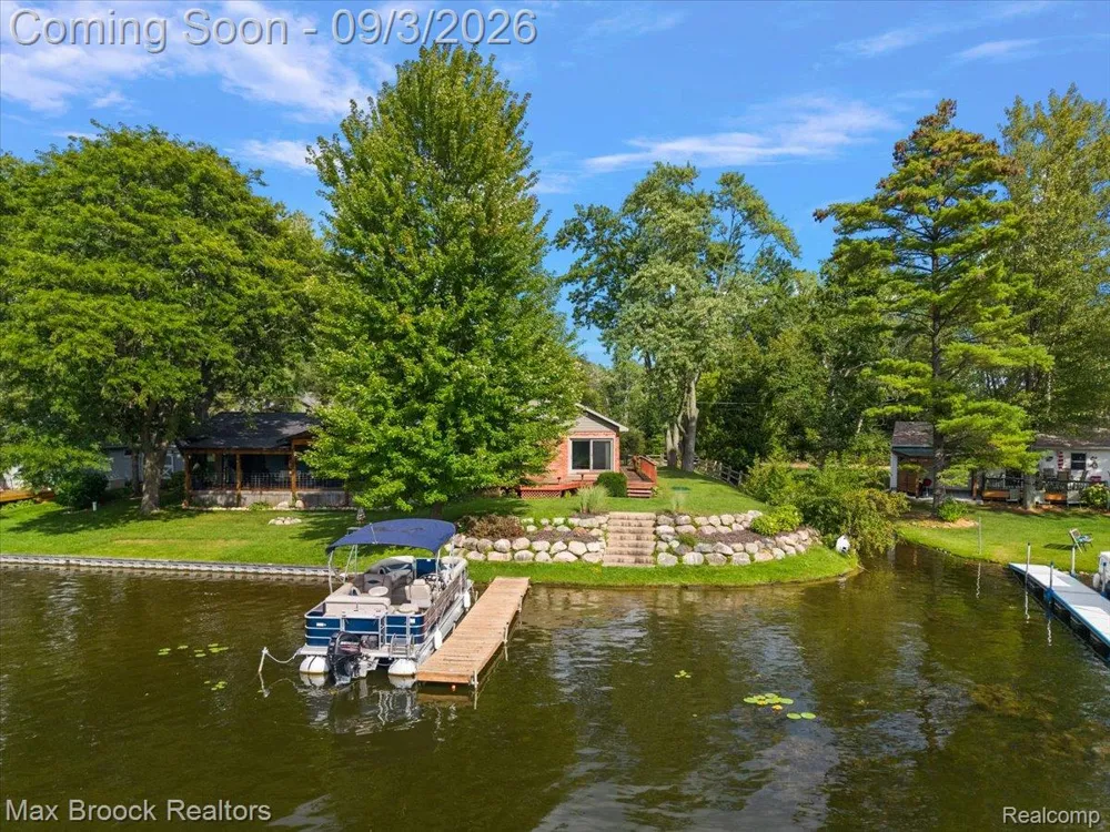 1930 Lake Pointe Drive Brandon Charter Township, MI 48462