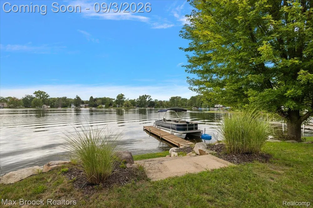 1930 Lake Pointe Drive Brandon Charter Township, MI 48462