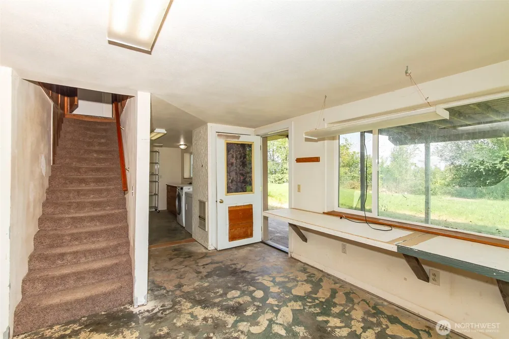 38 Hart Road Oroville, WA 98844