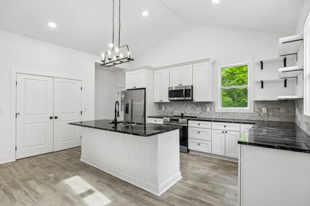 1198 Rogues Fork Rd Bethpage, TN 37022