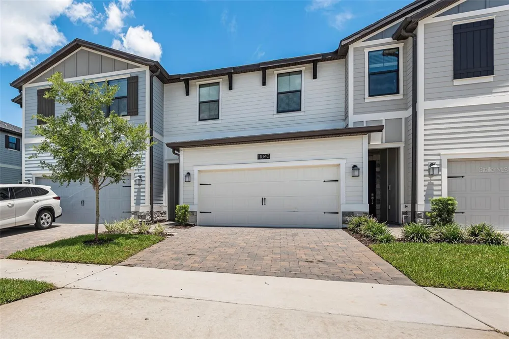 11043 WHISTLING PINE WAY Orlando, FL 32832
