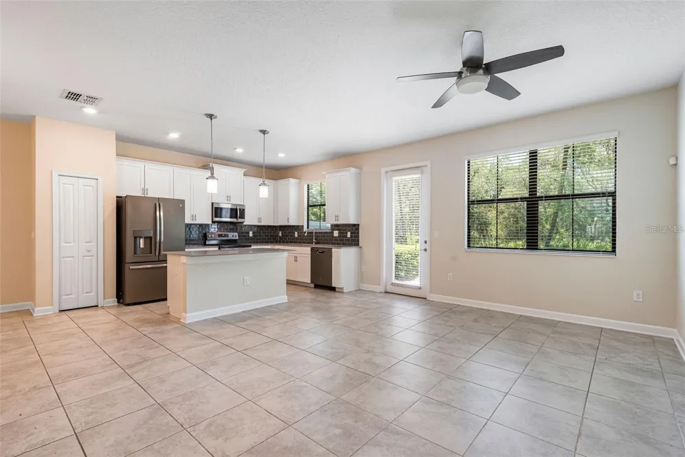 11043 WHISTLING PINE WAY Orlando, FL 32832