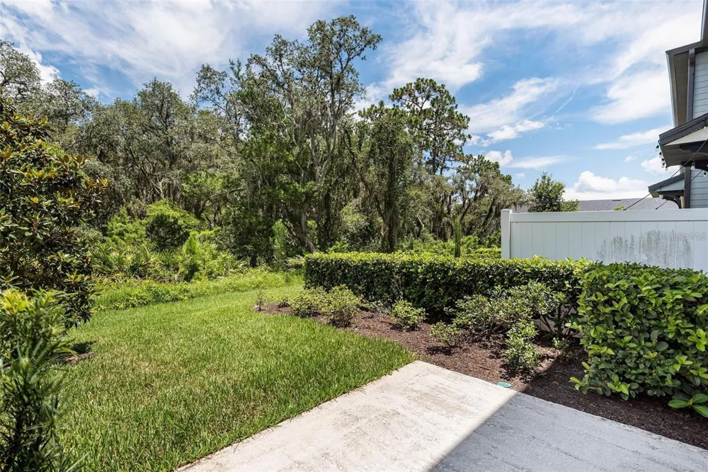 11043 WHISTLING PINE WAY Orlando, FL 32832