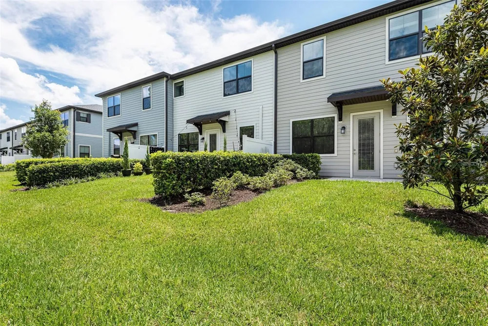 11043 WHISTLING PINE WAY Orlando, FL 32832