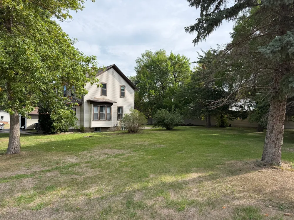 331 SW Park Street Luverne, MN 56156