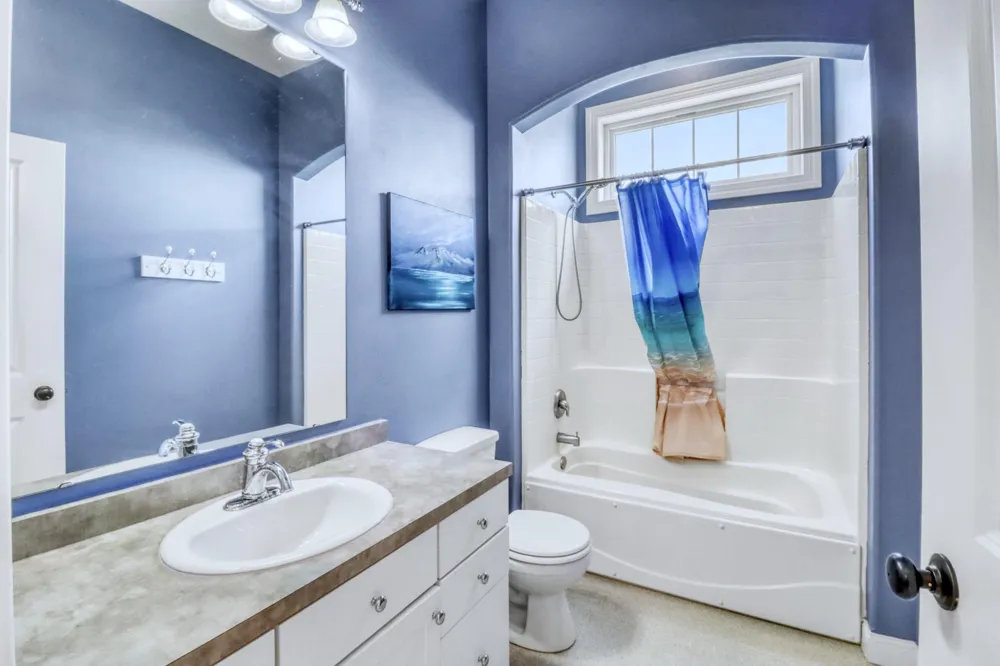 4945 38th Avenue S Fargo, ND 58104