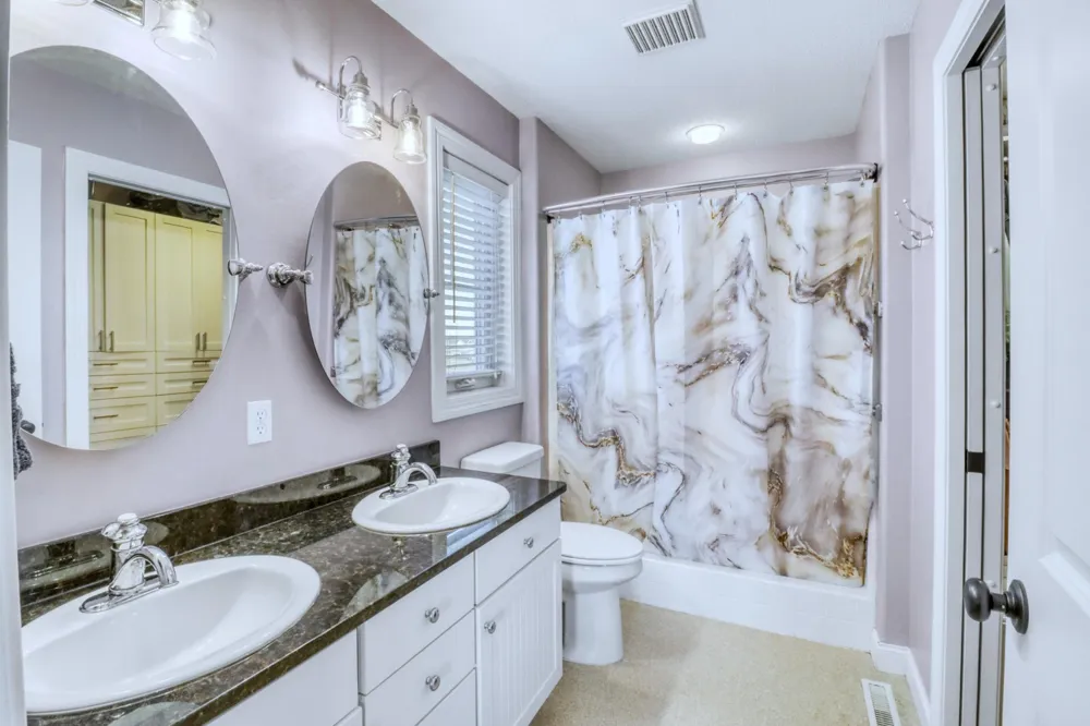 4945 38th Avenue S Fargo, ND 58104