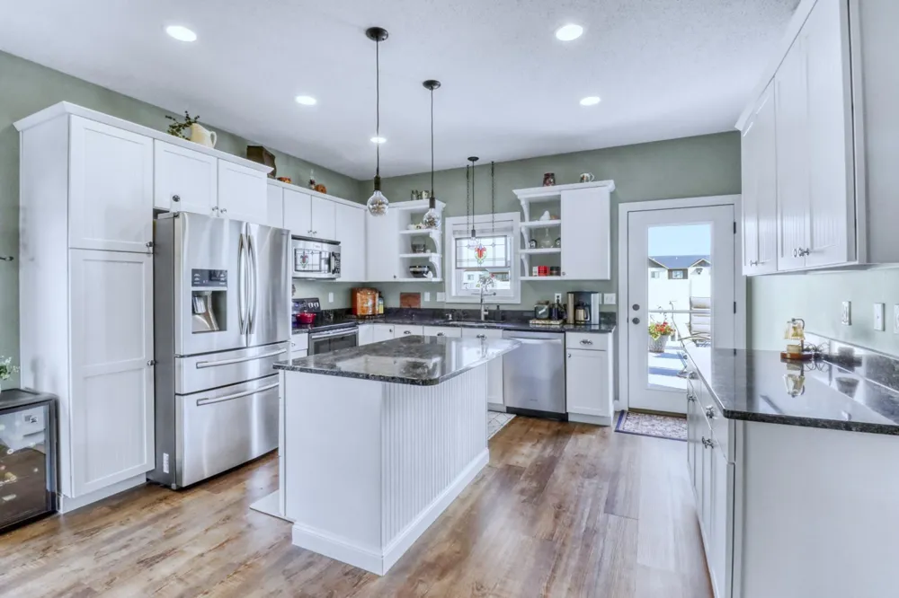 4945 38th Avenue S Fargo, ND 58104