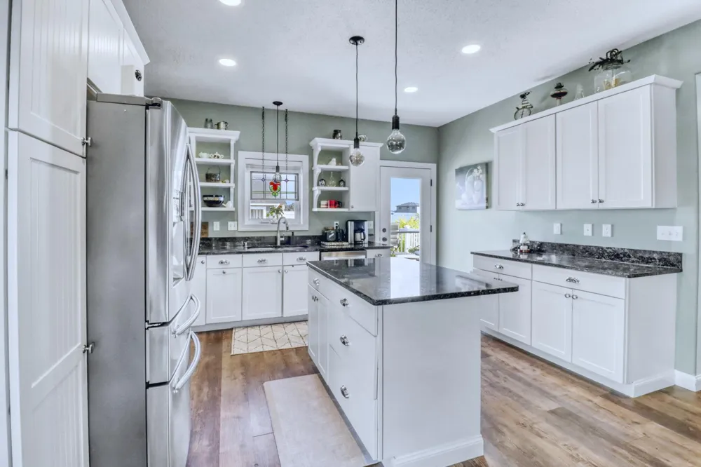 4945 38th Avenue S Fargo, ND 58104