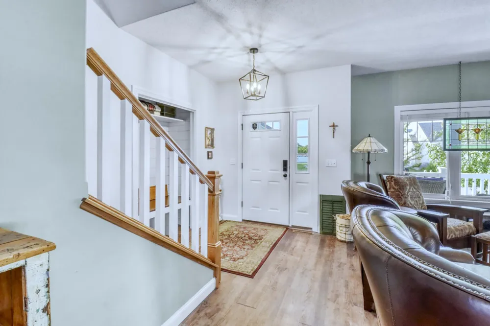 4945 38th Avenue S Fargo, ND 58104