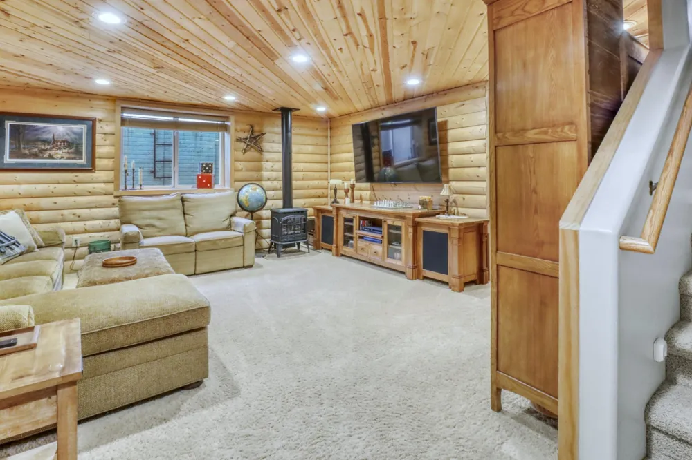 4945 38th Avenue S Fargo, ND 58104