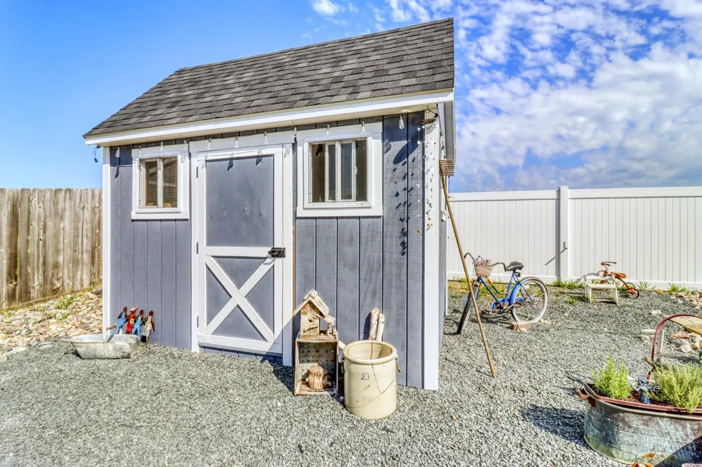 4945 38th Avenue S Fargo, ND 58104