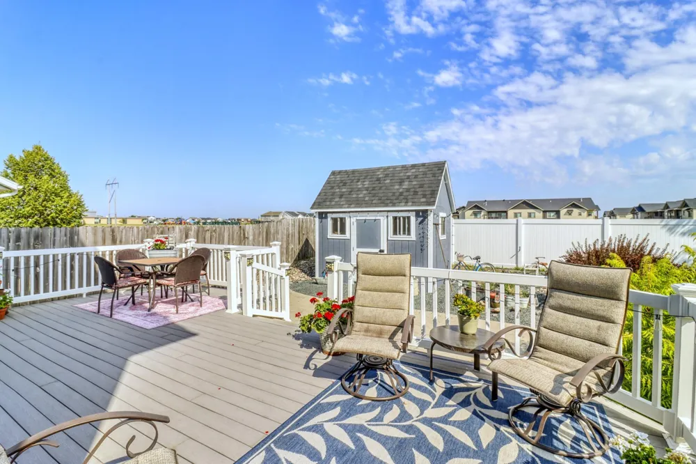 4945 38th Avenue S Fargo, ND 58104