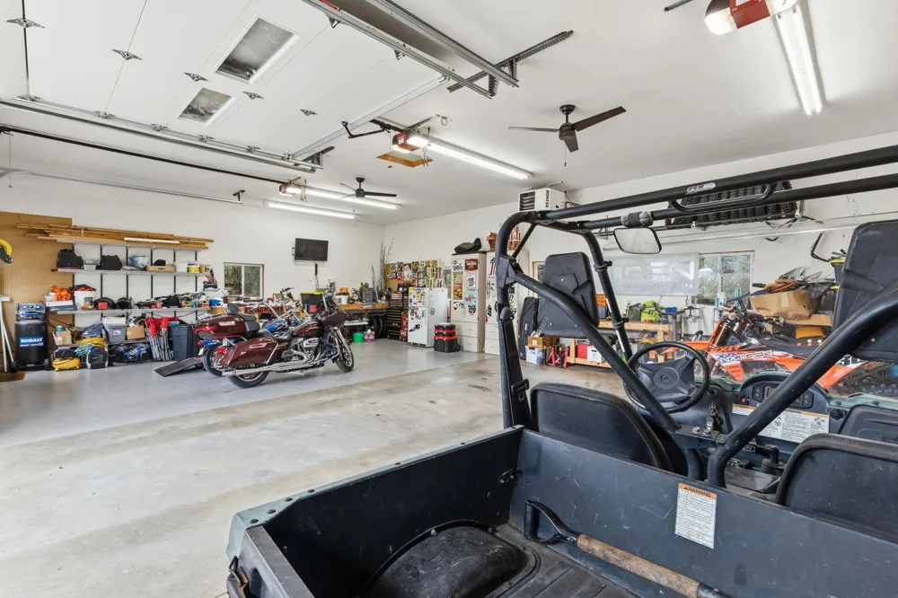 3015 Valleywood Drive SW Rochester, MN 55902