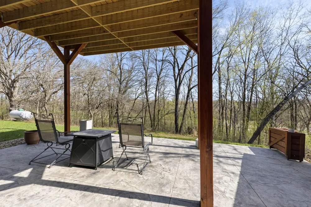 3015 Valleywood Drive SW Rochester, MN 55902