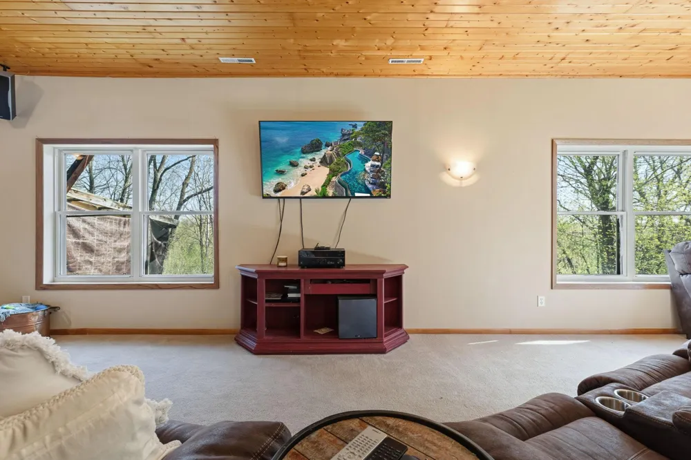 3015 Valleywood Drive SW Rochester, MN 55902