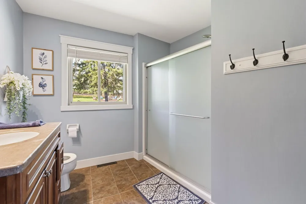 3015 Valleywood Drive SW Rochester, MN 55902
