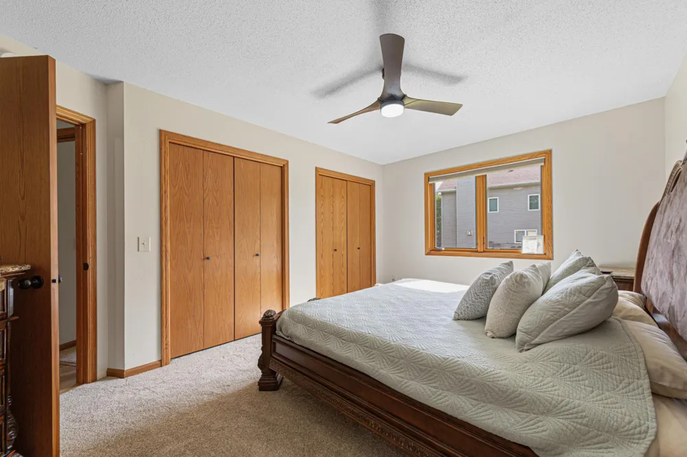 1612 Trailwood Lane SW Faribault, MN 55021
