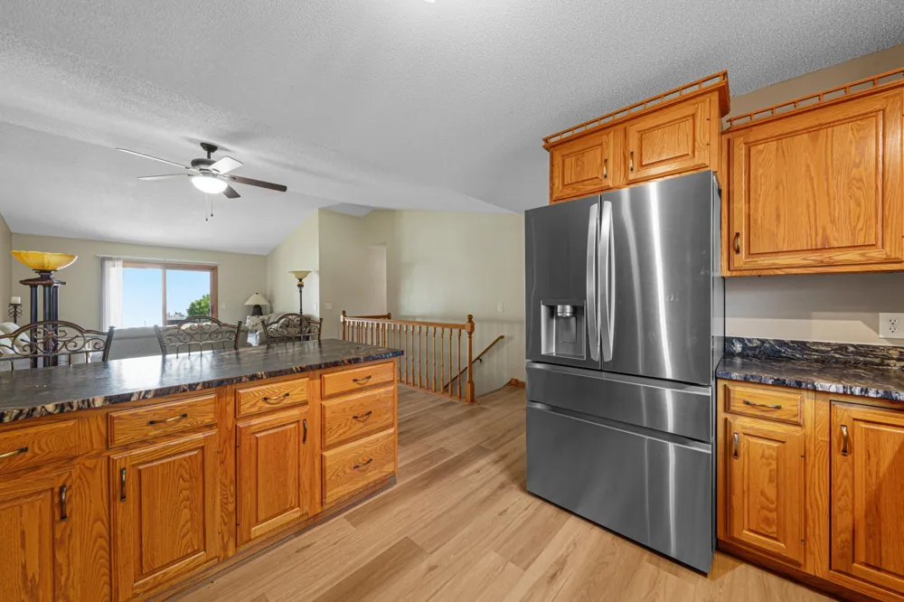 1612 Trailwood Lane SW Faribault, MN 55021