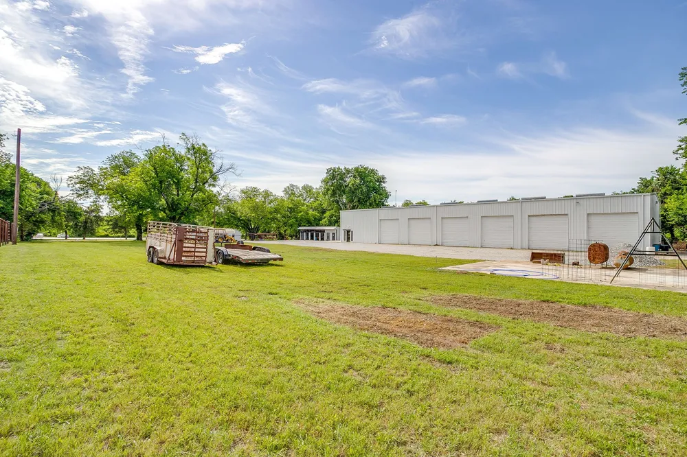 1600 FM 3433 Newark, TX 76071