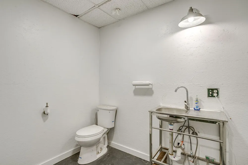 1600 FM 3433 Newark, TX 76071