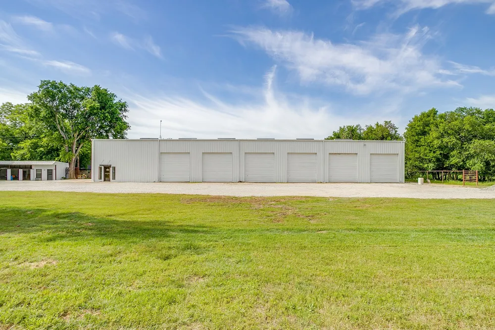 1600 FM 3433 Newark, TX 76071
