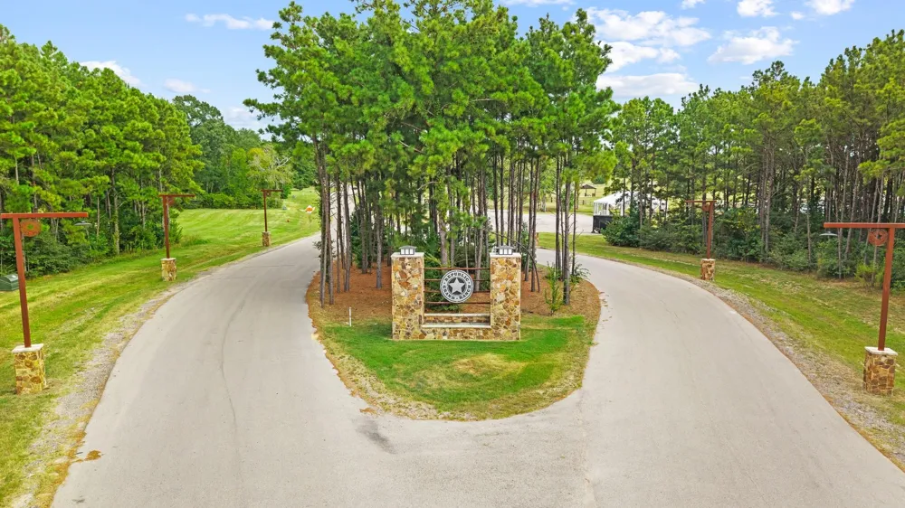 15389 Woodlife Road Willis, TX 77378