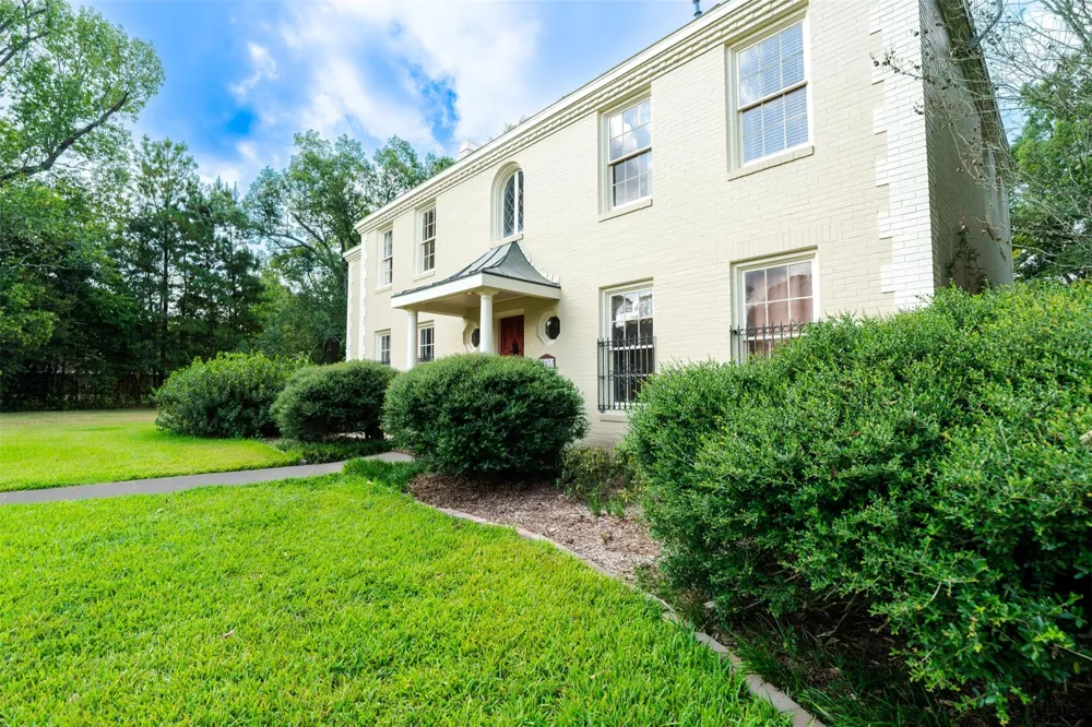 403 Dudley Street Cleveland, TX 77327