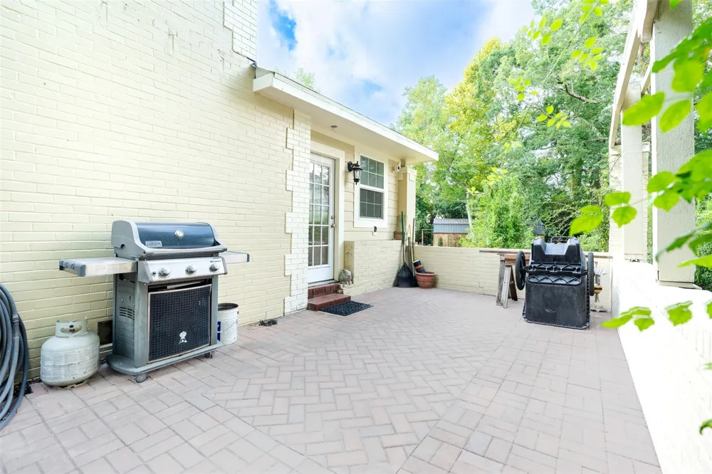 403 Dudley Street Cleveland, TX 77327