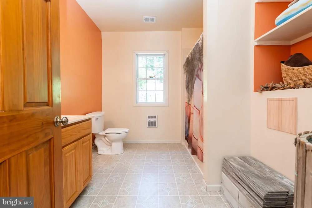 2806 HARPERS FERRY ROAD Sharpsburg, MD 21782