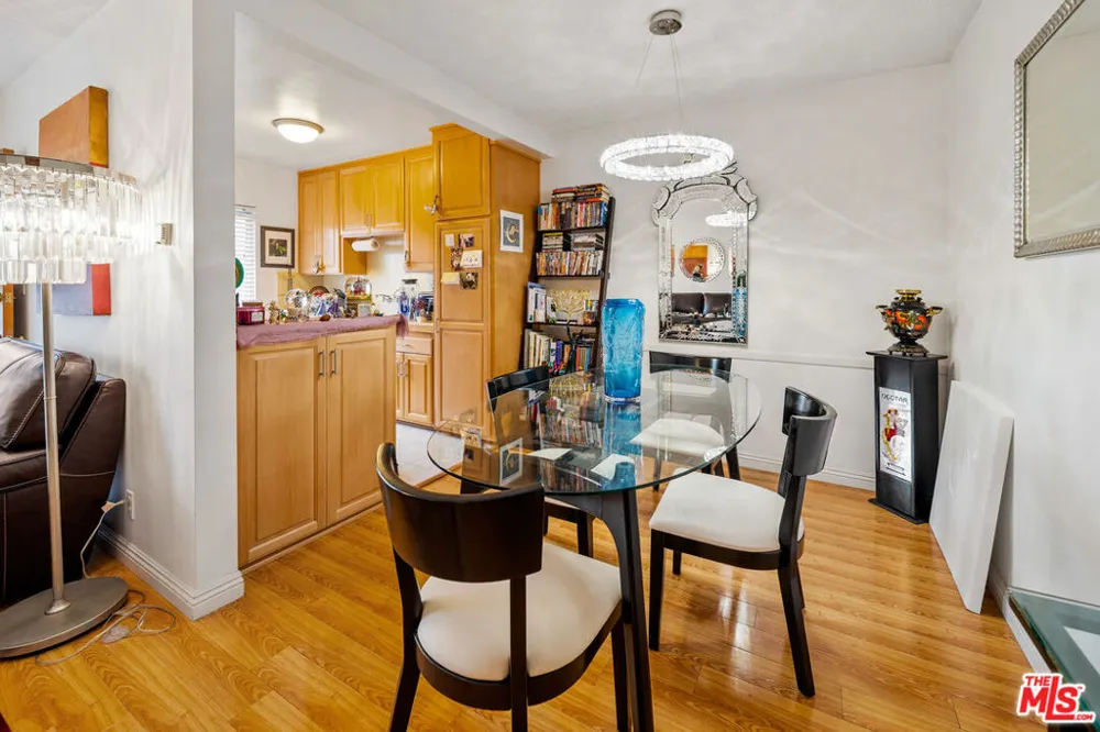 936 Curson Avenue #8 West Hollywood, CA 90046