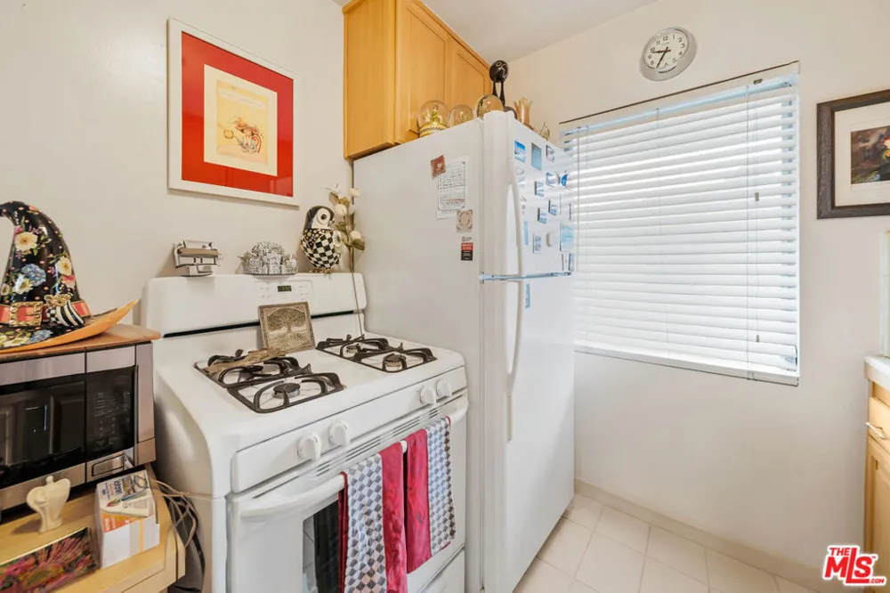 936 Curson Avenue #8 West Hollywood, CA 90046