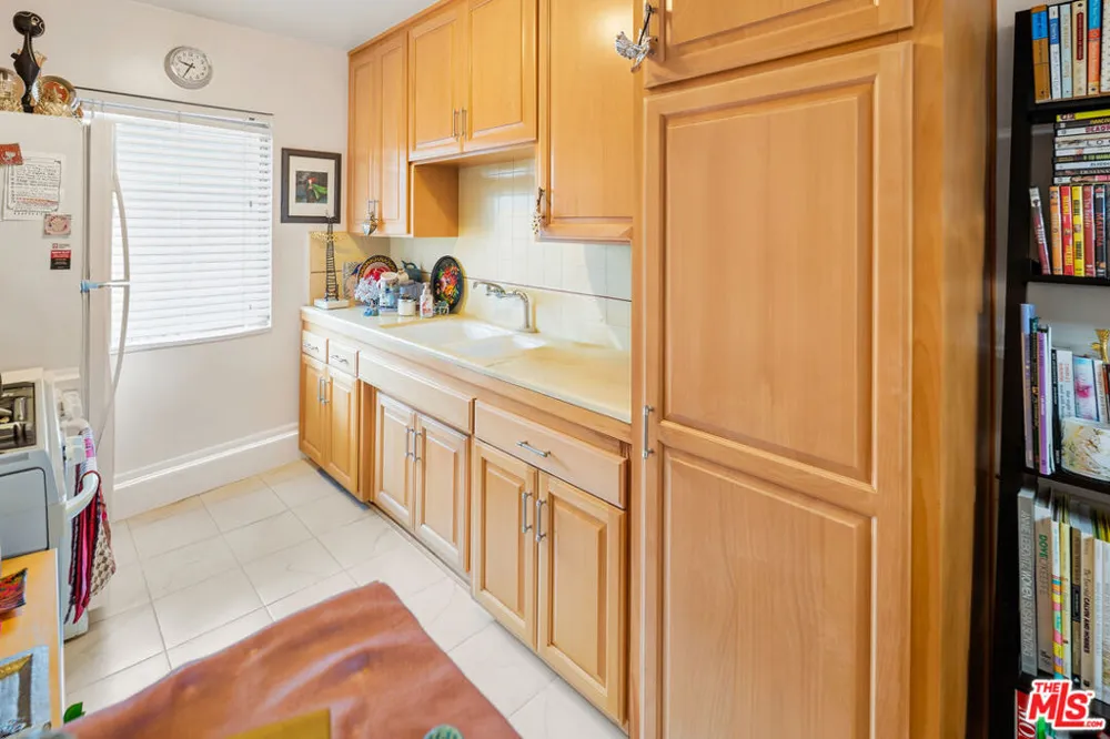 936 Curson Avenue #8 West Hollywood, CA 90046