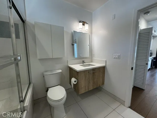 288 S Oakland Pasadena, CA 91101